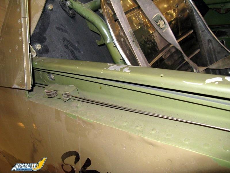 P-40E Canopy track and open / close cables