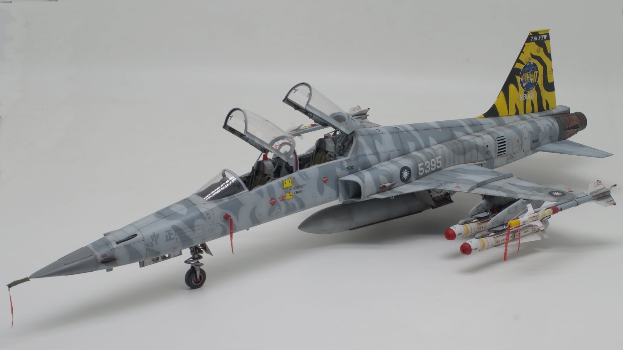 northrop-f-5f-tiger-ii-rocaf-inspirations-by-mike-chien-aeroscale