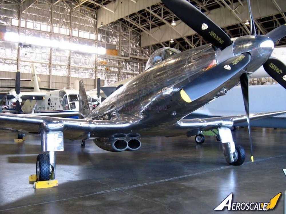 That blue-gray thing between the nose and left (right in the photo) wing is the Northrop Tacit Blue