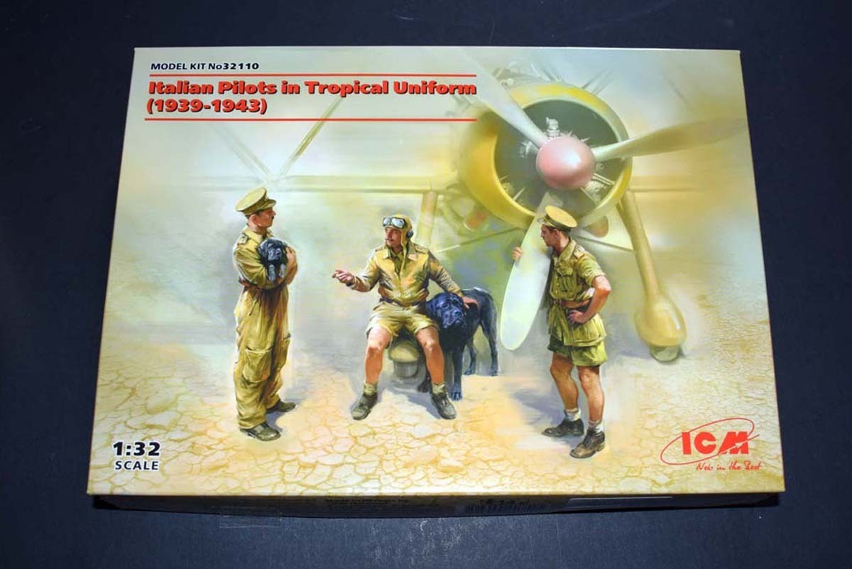 Italian Pilots in Tropical Uniform (1939 – 1943)