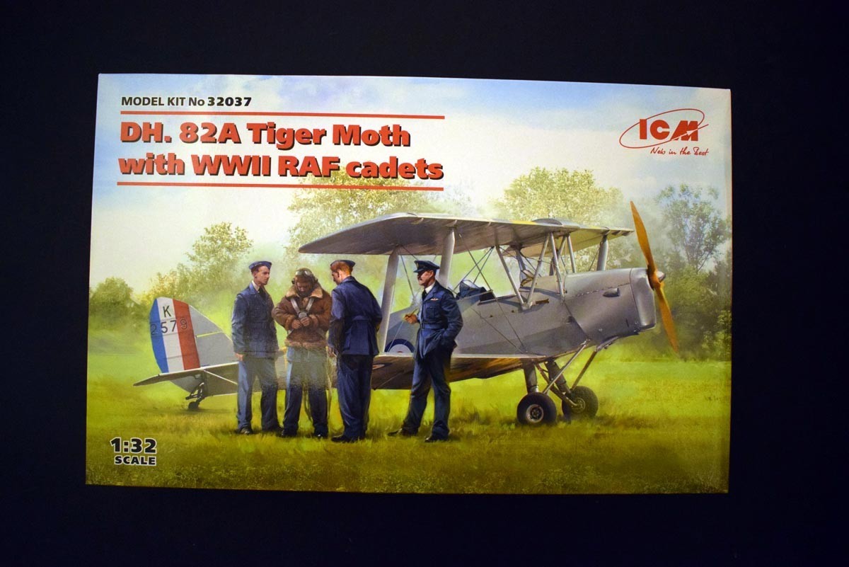 DH. 82A Tiger Moth with WWII RAF Cadets
