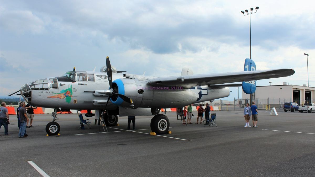 B-25J Walkaround & Crawl Through