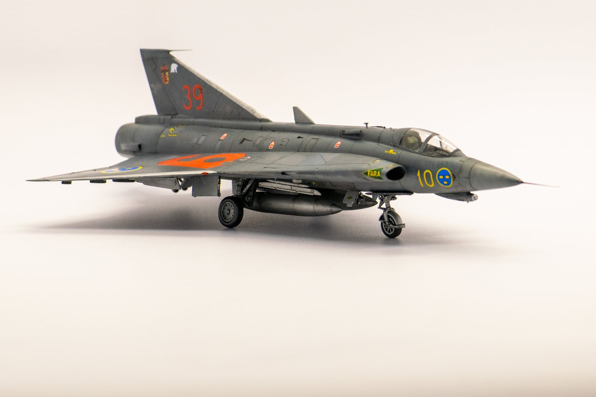 SAAB J35F DRAKEN 35604 Swedish Airforce by Johann Gll