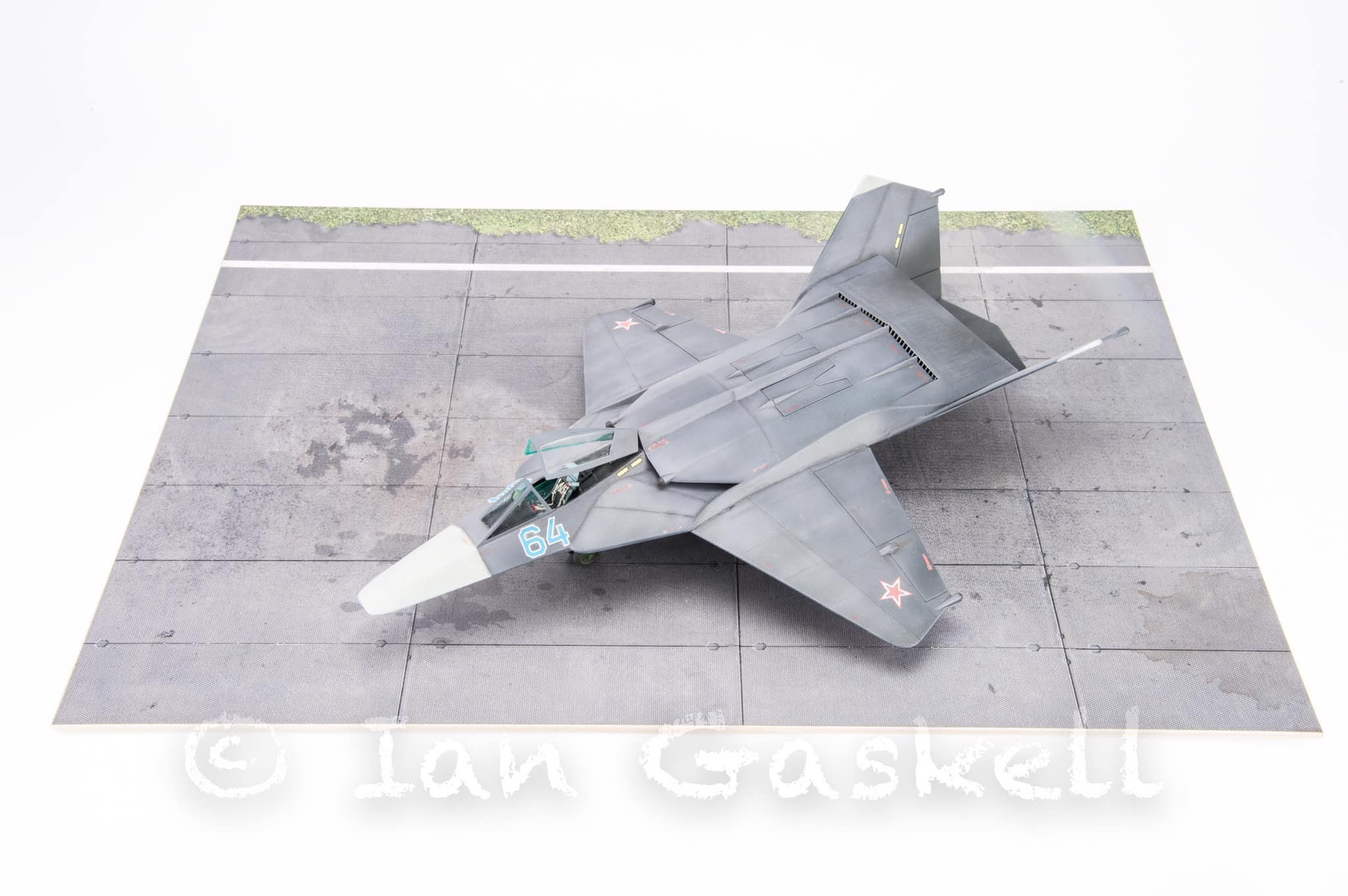 Mig-37 Ferret E Stealth by Ian Gaskell