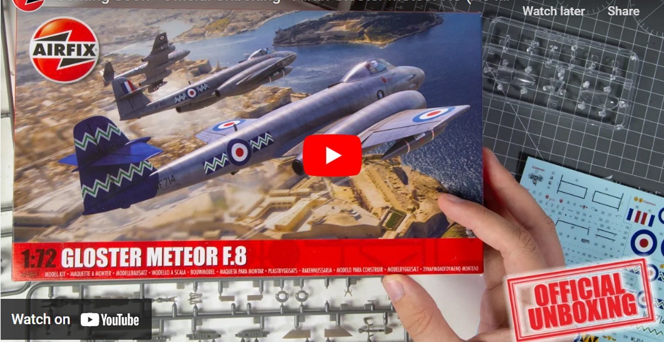 Gloster Meteor F.8 Unboxing Video