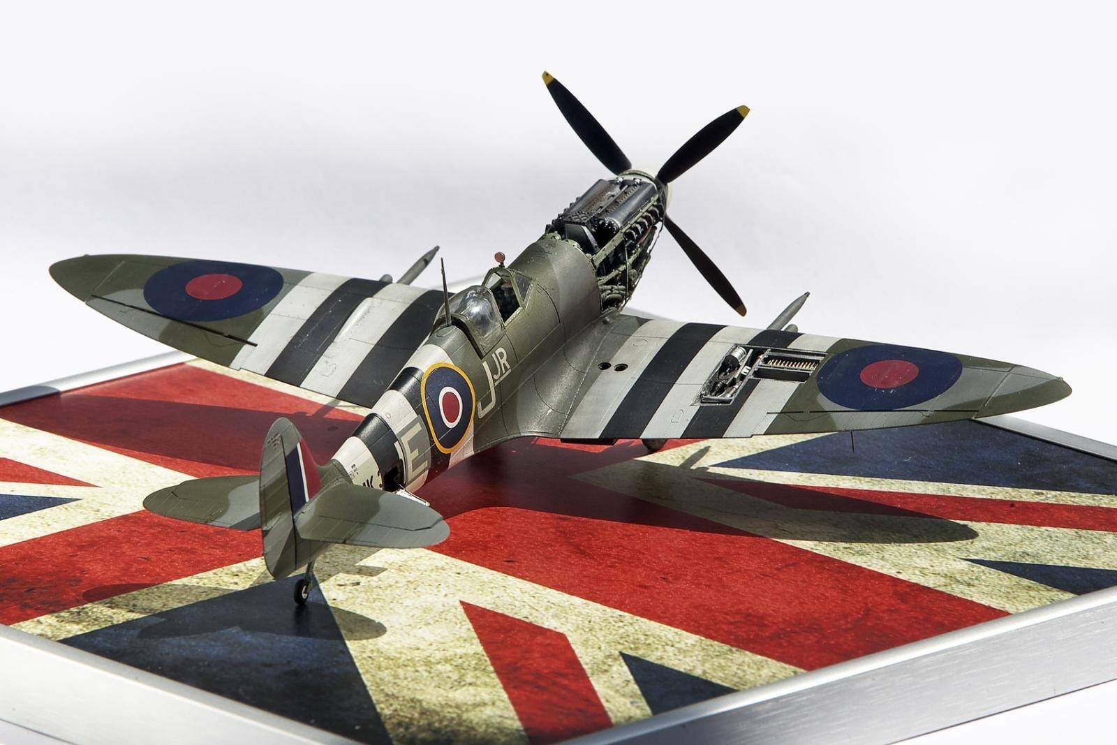 Supermarine Spitfire Mk IX Award winning build