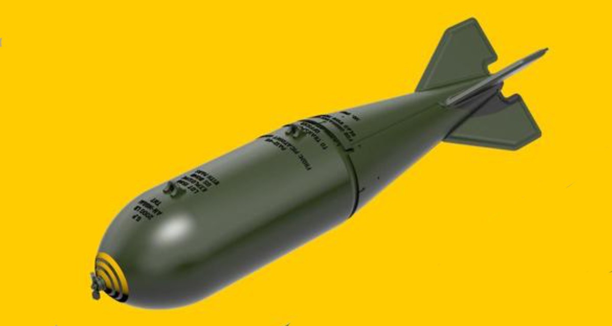 2000 Lb Bomb AN-M66A2 equipped with Conical Fin Assembly M130 (2 pcs.)